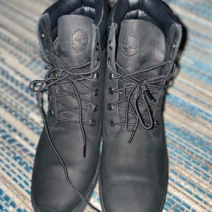 ✨ Timberland Basic 6” Black Boots ✨